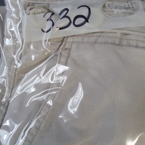 American Eagle Pants, Women's Size 12, Khaki Cargo Jogger Style, Casual Gorpcore - Picture 14 of 15